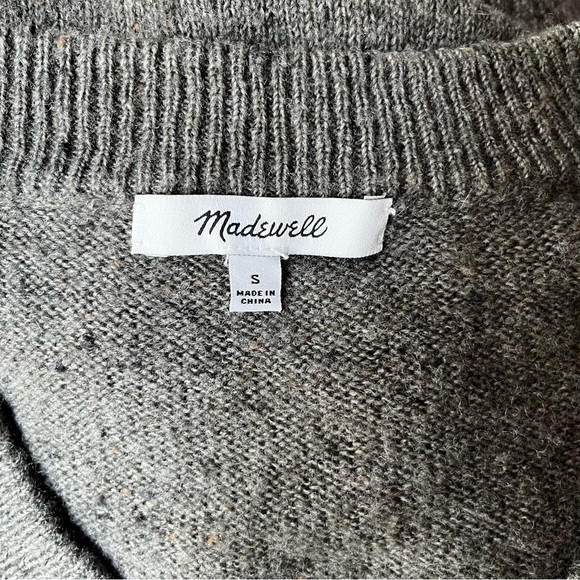 Madewell Donegal Bartlett V-Neck Pullover Sweater in Coziest Yarn Wool Blend - Picture 7 of 9